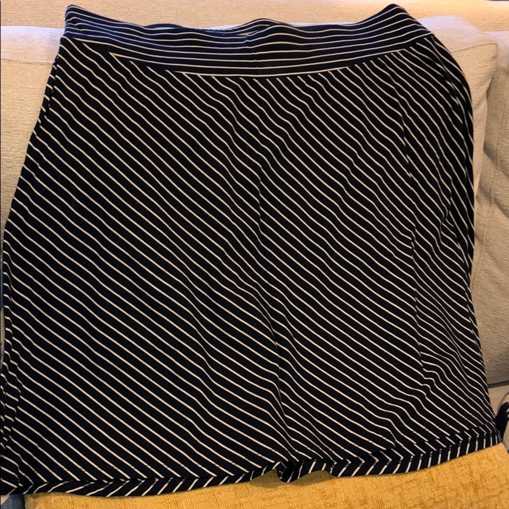 Columbia Omni-wick short skirt